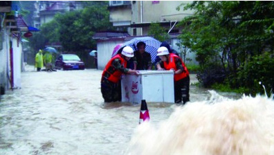 皖南暴雨成災(zāi) 水庫超汛限水位