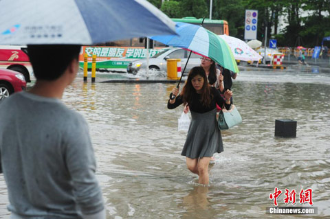 今南方強(qiáng)降水短暫減弱 北京最高溫猛躥15℃