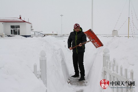 黑龍江遭遇今冬最強(qiáng)降雪 華南陰雨持續(xù)